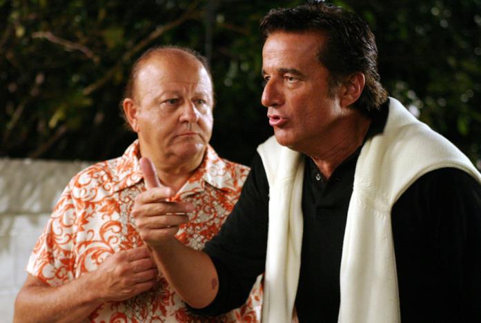 Boldi e De Sica in una scena insieme