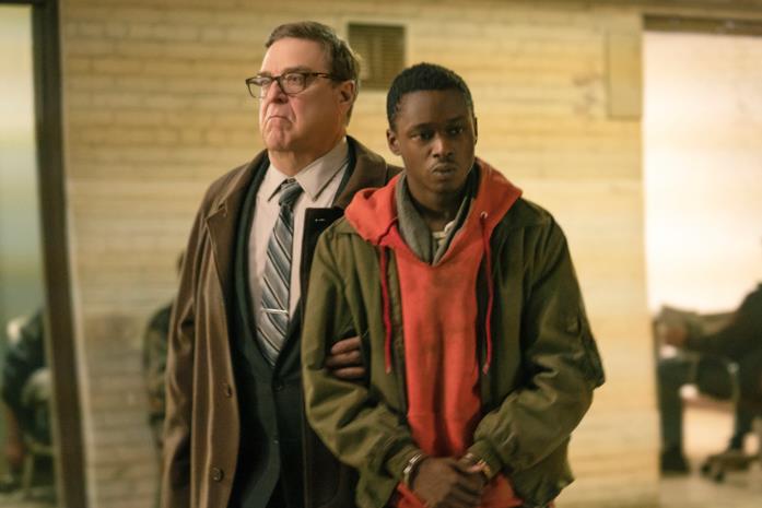 John Goodman e Ashton Sanders sono i protagonisti di Captive State John Goodman e Ashton Sanders