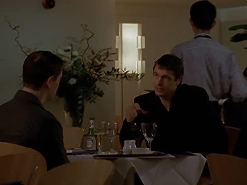 Peter O'Brien è Cameron Roberts in Queer as Folk UK Peter O'Brien nei panni di Cameron Roberts in Queer as Folk UK