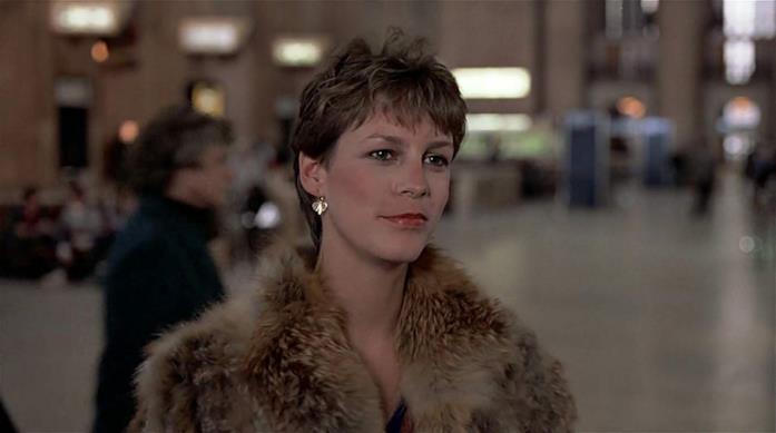 Jamie Lee Curtis interpreta Ophelia in Una poltrona per due Un'immagine di Jamie Lee Curtis in Una poltrona per due