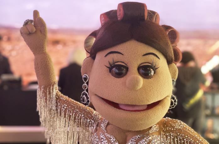 Un primo piano di Abla Fahita