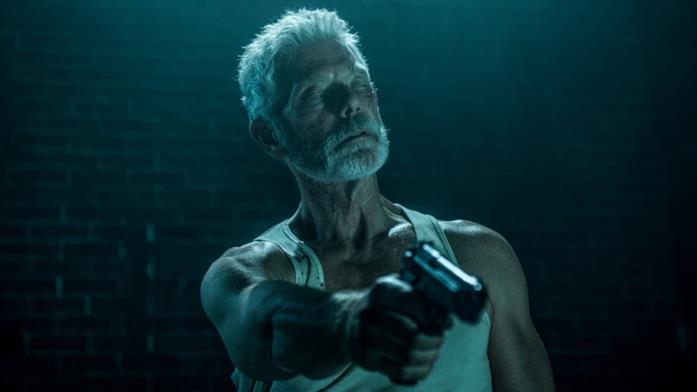 Stephen Lang nel film Man in the Dark