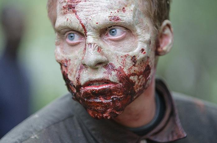 Un primo piano dei protagonisti di Z Nation in una sequenza dello show