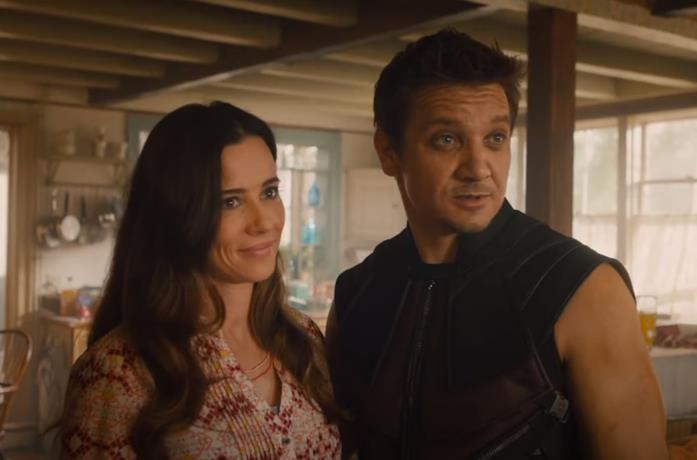 Linda Cardellini e Jeremy Renner in Avengers: Age of Ultron