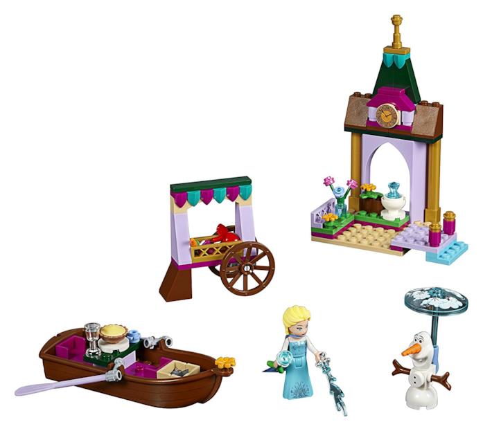 Set LEGO Avventura al mercato di Elsa Il contenuto del set Avventura al mercato di Elsa di LEGO