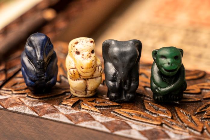 Jumanji, ecco il gioco da tavolo del film con Robin Williams Le pedine del gioco