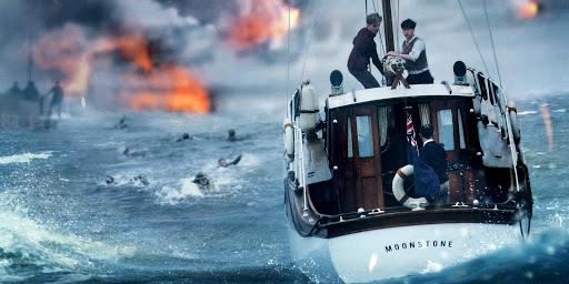 La Moonstone, nave protagonista di Dunkirk La Moonstone durante una scena del film
