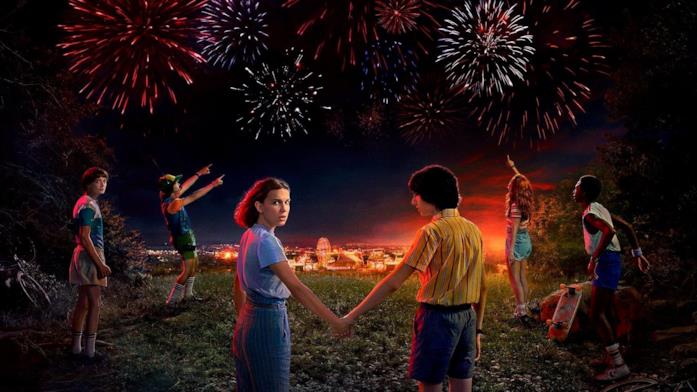 Millie Bobby Brown è Undici in Stranger Things Millie Bobby Brown in una foto promozionale di Stranger Things
