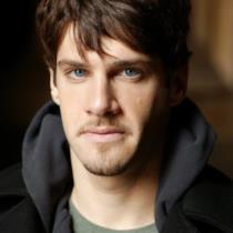 Justin Bartha