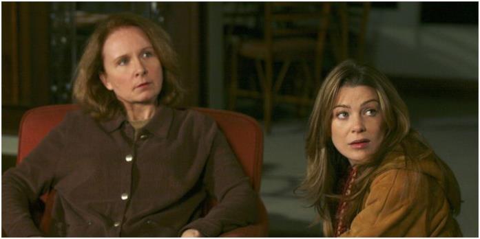 Ellis e Meredith in Grey's Anatomy Meredith e sua madre Ellis in una scena di Grey's Anatomy