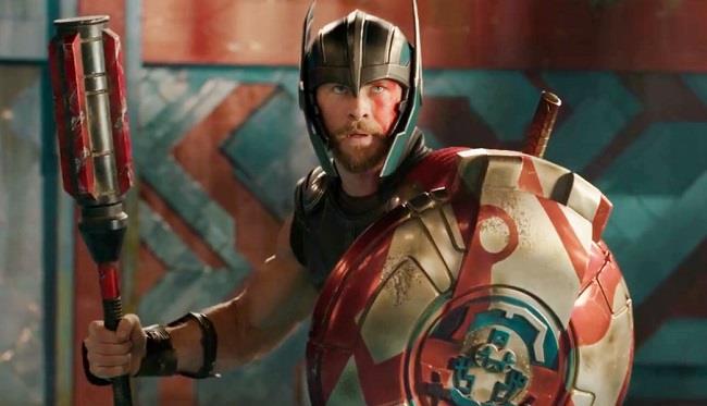Thor nel terzo film della saga dedicata al Dio del tuono Thor utilizza nuova armi per combattere contro Hulk