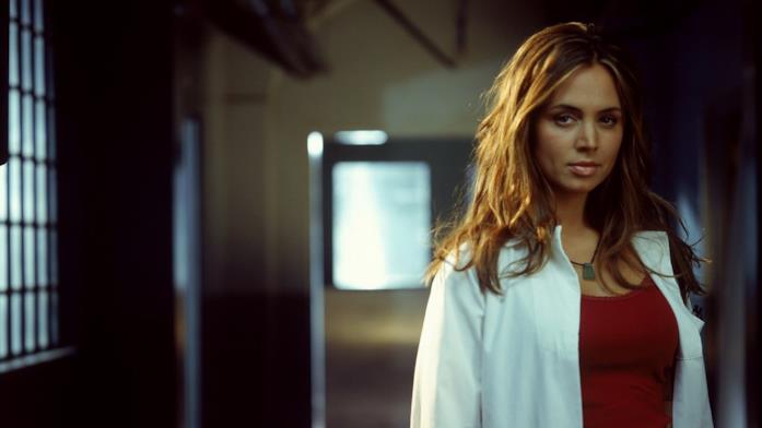 La bella protagonista di Tru Calling Eliza Dushku nei panni di Tru Davies
