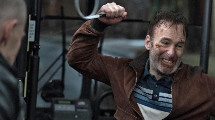 Hutch Mansell è il protagonista del film Bob Odenkirk in una scena di Io Sono Nessuno