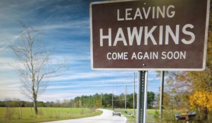 Hawkins, località inventata di Stranger Things Cartello di Hawkins