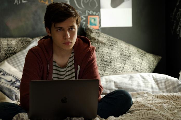 Nick Robinson Nick Robinson nei panni di Simon