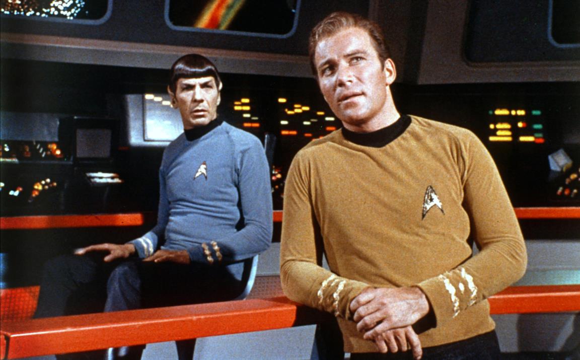 Leonard Nimoy e William Shatner sono Spock e Kirk sul set di Star Trek