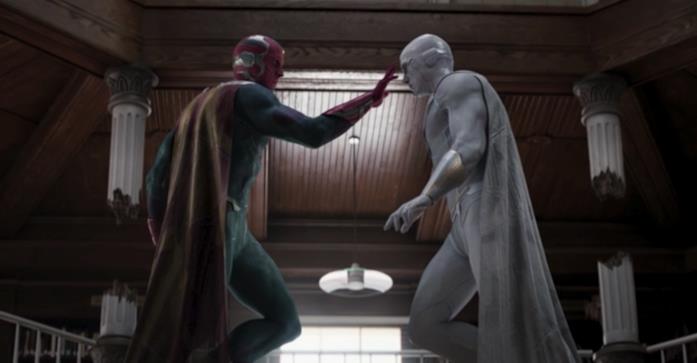 D'ora in poi vedremo solo Visione bianco nel MCU? I due Visione a confronto