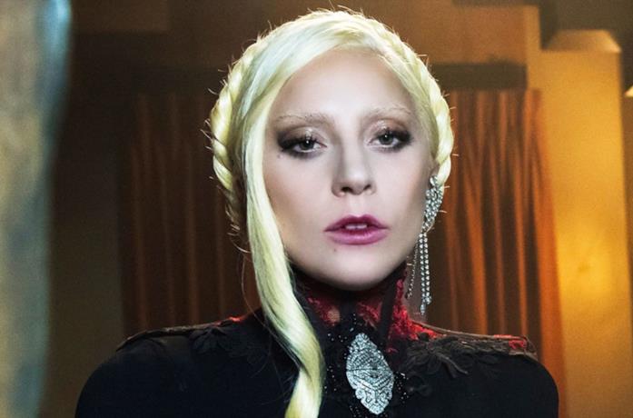 Lady Gaga in primo piano in American Horror Story