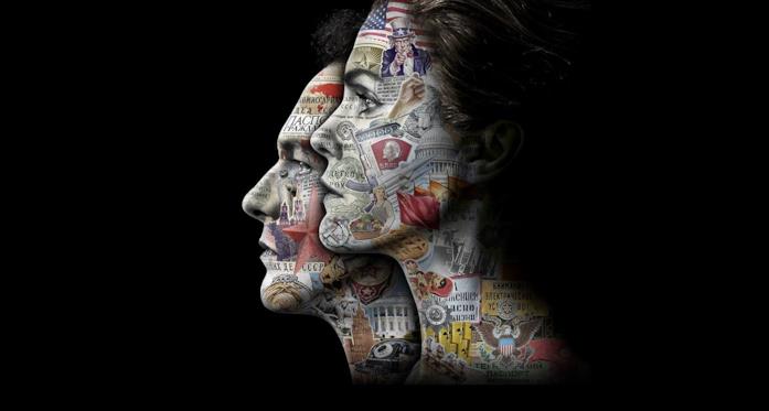 I protagonisti di The Americans I due protagonisti di The Americans hanno sul volto alcuni simboli degli USA e dell'Unione Sovietica