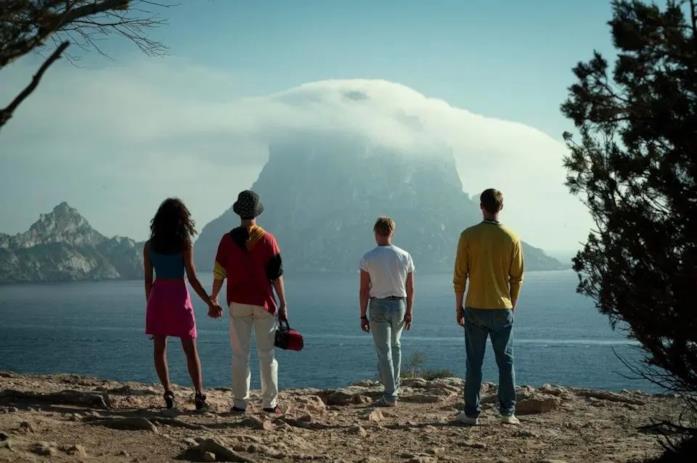 White Lines: la nuova serie del creatore de La Casa di Carta Una scena della serie Netflix White Lines