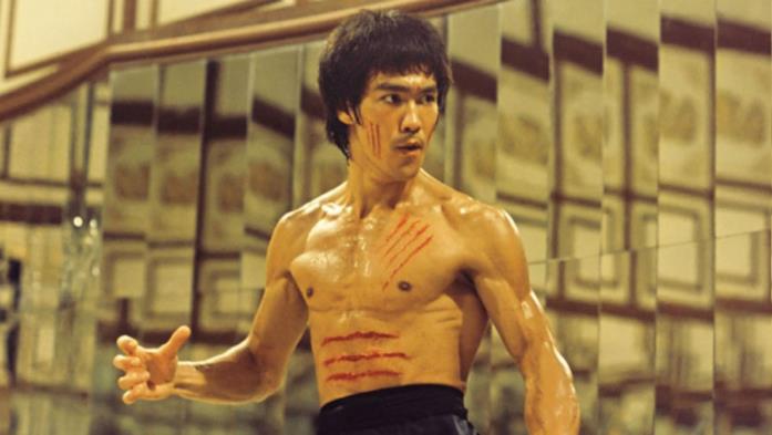 Dalla Galassia con furore: Bruce Lee alle prese con le lightsaber in un fan-video Bruce Lee, il re delle arti marziali