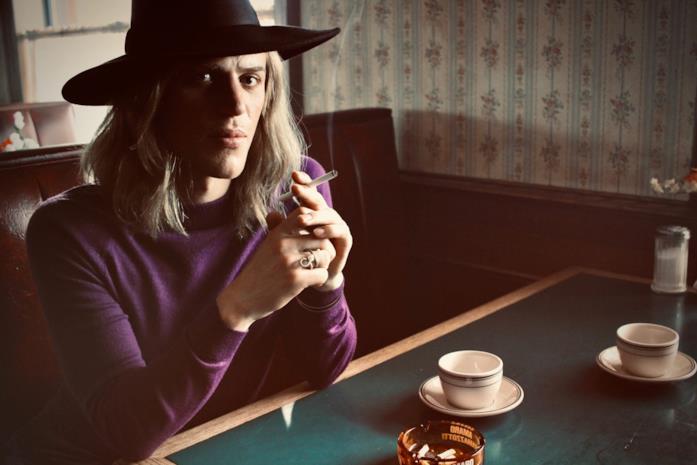 Stardust: il protagonista Johnny Flynn è David Bowie Stardust: il protagonista Johnny Flynn