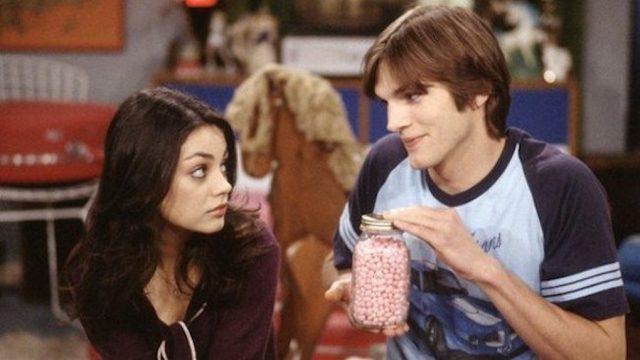 Mila Kunis e Ashton Kutcher, conosciutisi sul set di That '70s Show Jackie Burkhart e Michael Kelso di That '70s Show