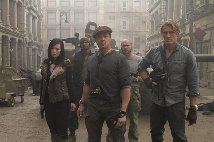 Sky dedica a Stallone una programmazione con molti dei suoi film Stallone e I Mercenari nel secondo film della saga