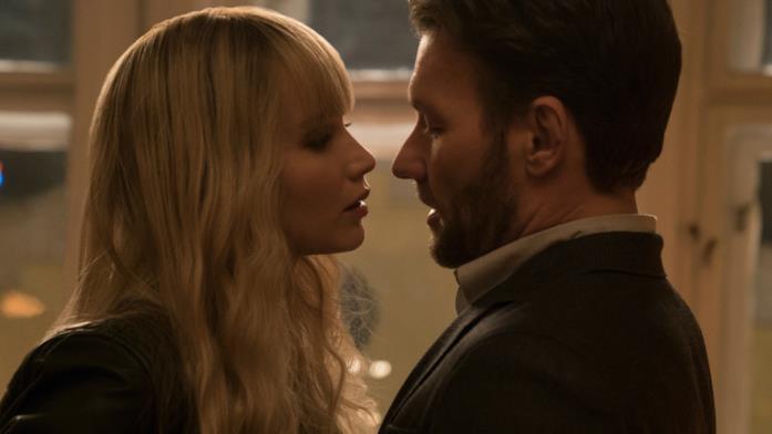 Red Sparrow Una scena romantica in Red Sparrow