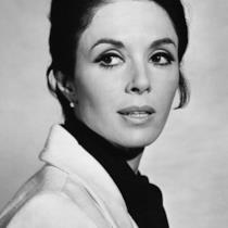 Dana Wynter