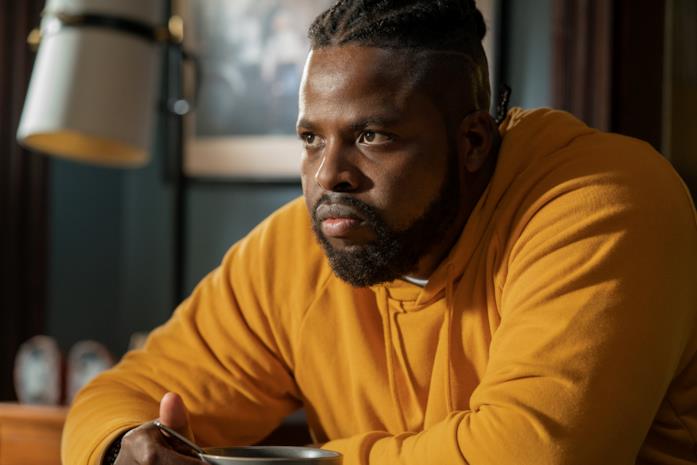 Winston Duke Winston Duke in una scena di Spenser Confidential