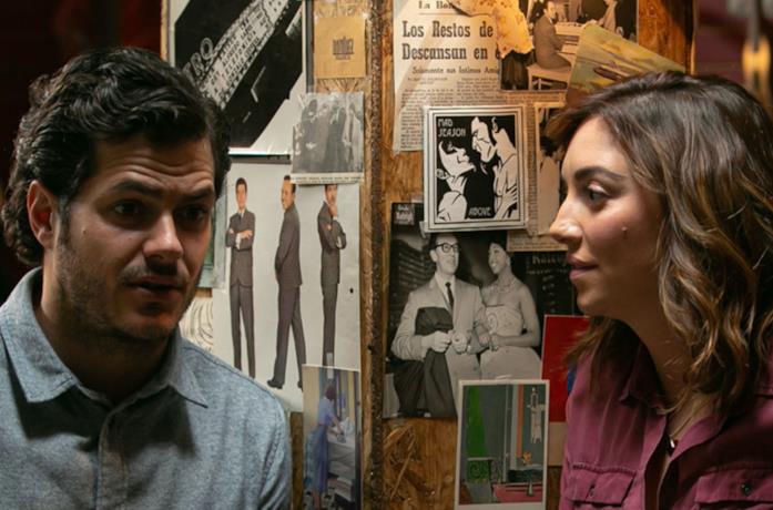 Alfonso Dosal e Regina Blandón in una scena del film C'è solo un problemino