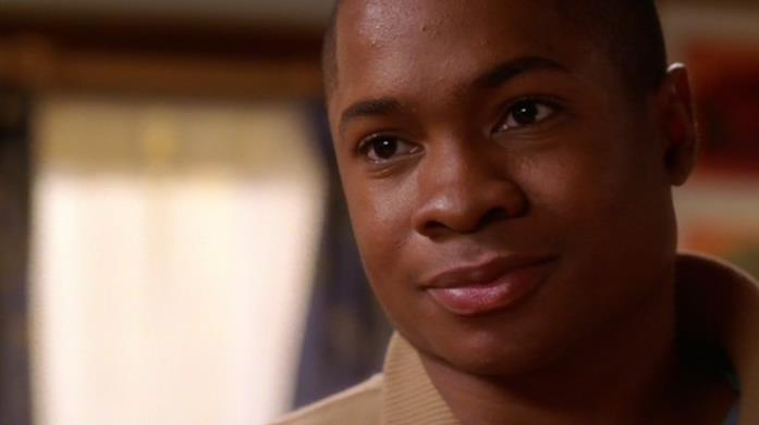 Samuel Jones III è Pete Ross in Smallville Samuel Jones III in un'immagine tratta da Smallville
