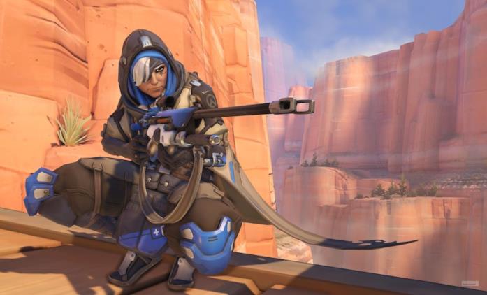 Ana Amari pronta a colpire con il suo fucile in Overwatch