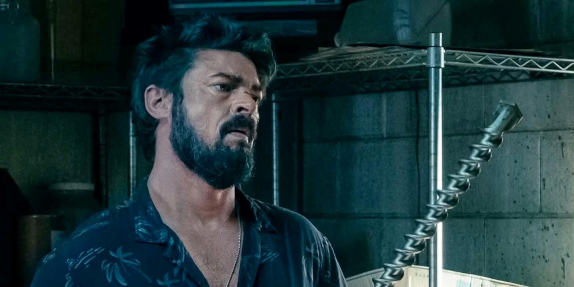 Karl Urban è Billy Butcher, con un trapano in mano