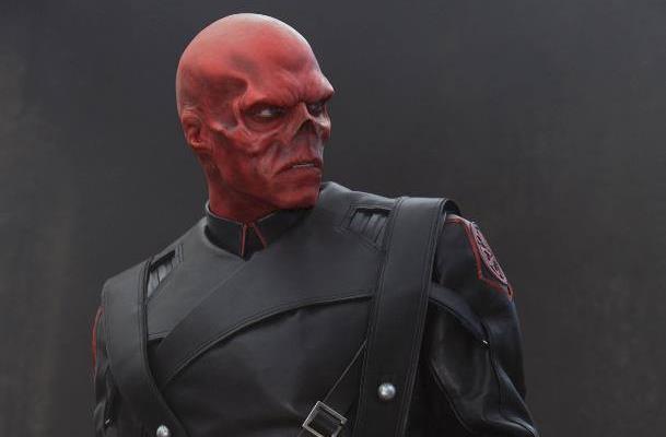 Marvel: i 20 cattivi più iconici della storia dei fumetti Hugo Weaving nei panni di Teschio Rosso in Captain America - Il primo Vendicatore