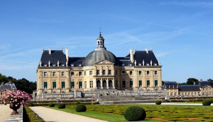 Il Castello di Vaux-le-Vicomte visto nella serie Versailles Castello di Vaux-le-Vicomte