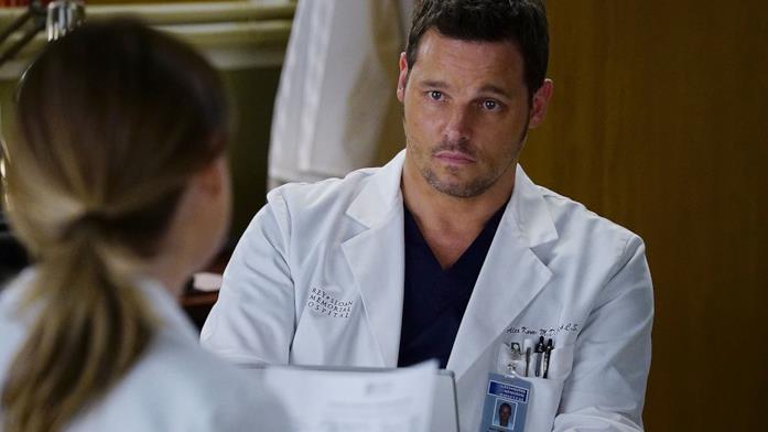 Alex Karev in una scena di Grey's Anatomy