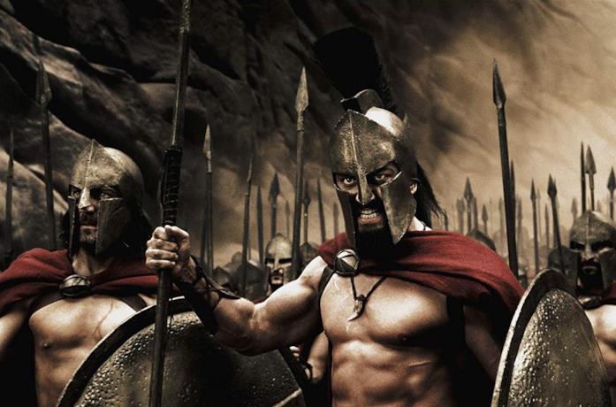 Vincent Regan e Gerard Butler in una scena del film 300