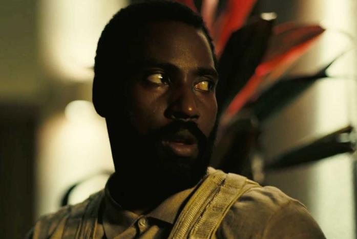 Tenet Il protagonista interpretato da John David Washington
