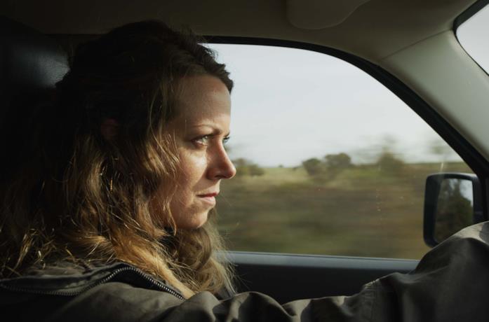 Alice Dwyer è Helena Jung in Isola Nera