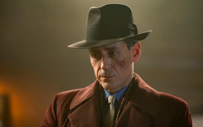 Gaetano Bruno è Constant Calamita in Fargo Constant Calamita in una scena di Fargo