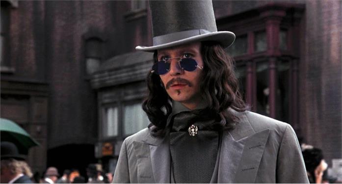 Gary Oldman ha interpretato Dracula nel film Dracula di Bram Stoker Un'immagine che ritrae Gary Oldman nei panni del Conte Dracula