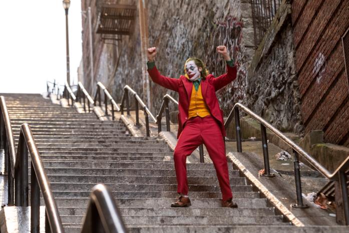 Il Joker sulle scale Una scena di Joker