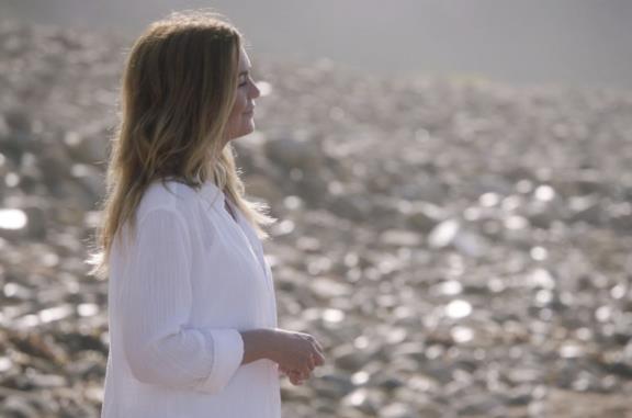 Una nuova morte sconvolge Grey's Anatomy 17: cosa è successo nell'episodio 7 e il commento del cast