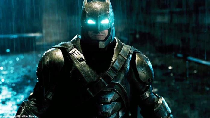Il Batman interpretato da Ben Affleck che omaggia Il Ritorno del Cavaliere Oscuro di Frank Miller Mezzobusto di Ben Affleck in armatura e occhi luminescenti