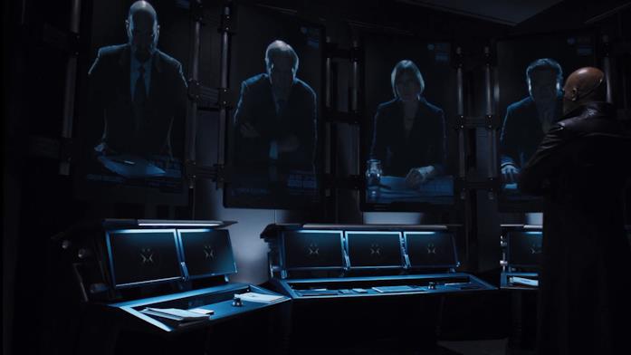 The Avengers: l'HYDRA decide di bombardare Manhattan Il consiglio dello S.H.I.E.L.D. a rapporto con Nick Fury