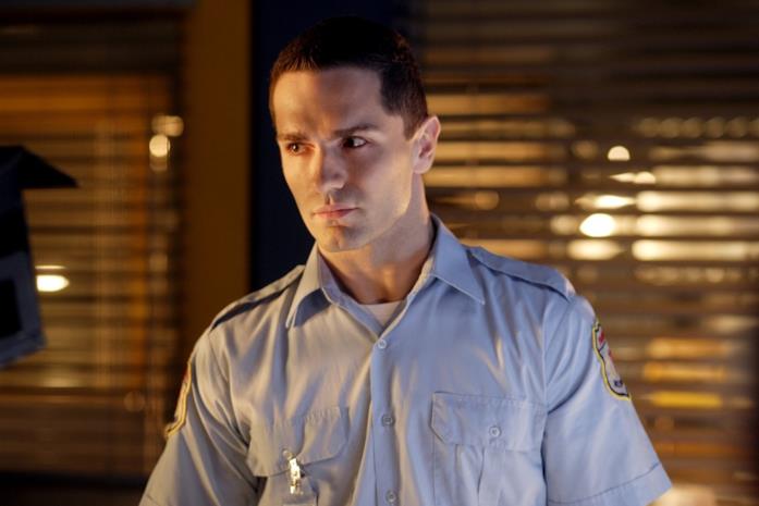 Sam Witwer in una scena di Smallville Sam Witwer in un'immagine tratta da Smallville