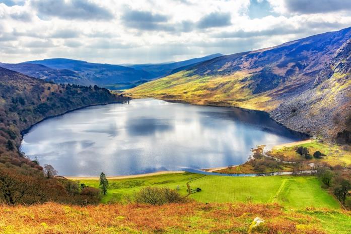Lough Tay in Irlanda Un'immagine di Lough Tay in Irlanda