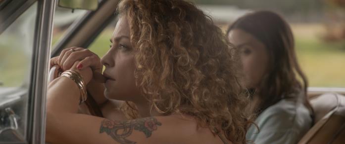 Distanza di sicurezza, il finale del film di Claudia Llosa e la sua spiegazione Dolores Fonzi e María Valverde in una scena del film Distanza di sicurezza